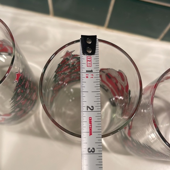 Vintage Luminarc Santa Glasses // Set of 4 - Picture 7 of 7